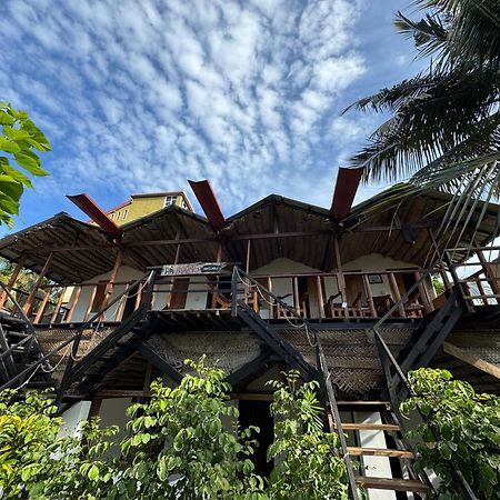 Wave Hunters Hostel Arugam Bay Exterior photo